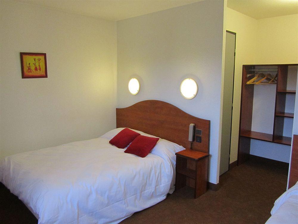 B&B Hotel Angers Parc Expos Verrieres-en-Anjou Exteriör bild