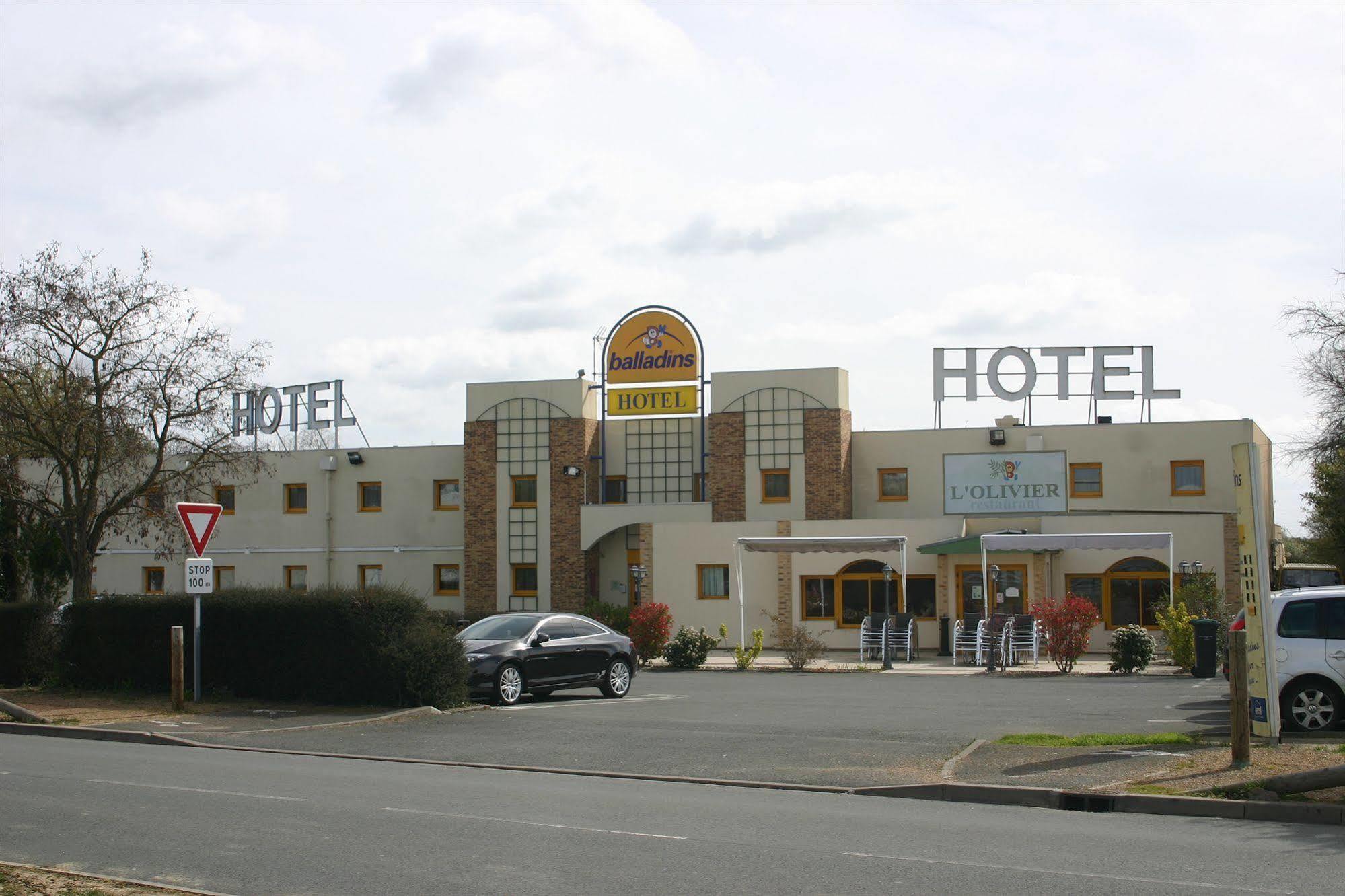B&B Hotel Angers Parc Expos Verrieres-en-Anjou Exteriör bild